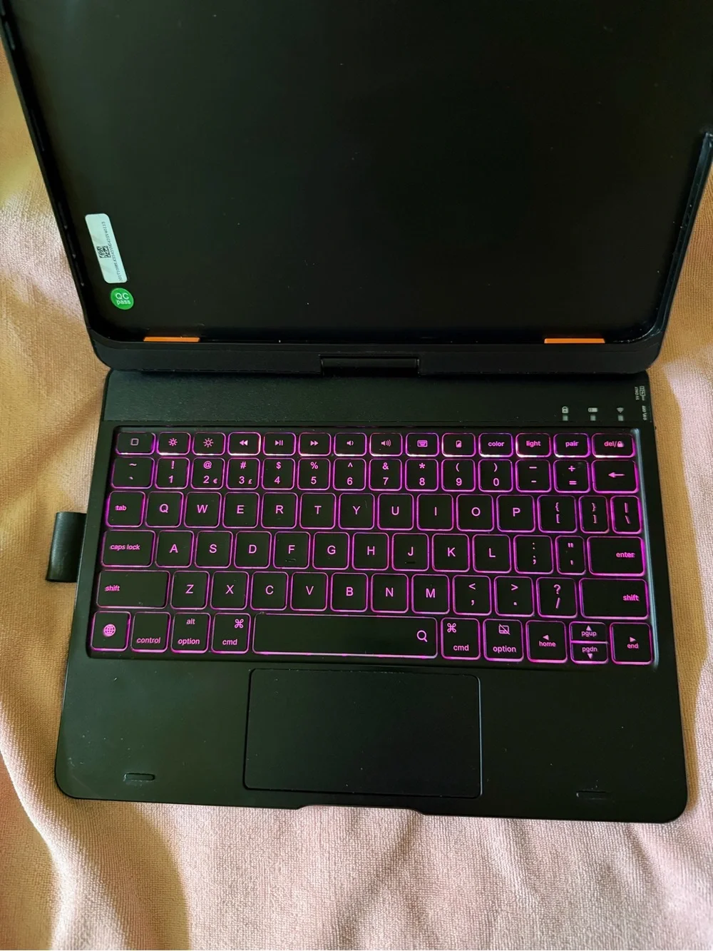 TYPECASE Keyboard with Trackpad for iPad Air 11-inch 5th &4th Generation